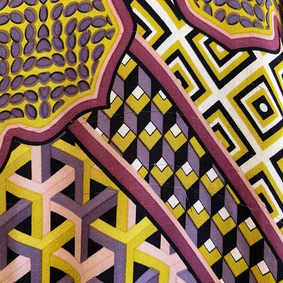 Hale Bob SZ M Silk Geometric Print Sweater! - Picture 3 of 9